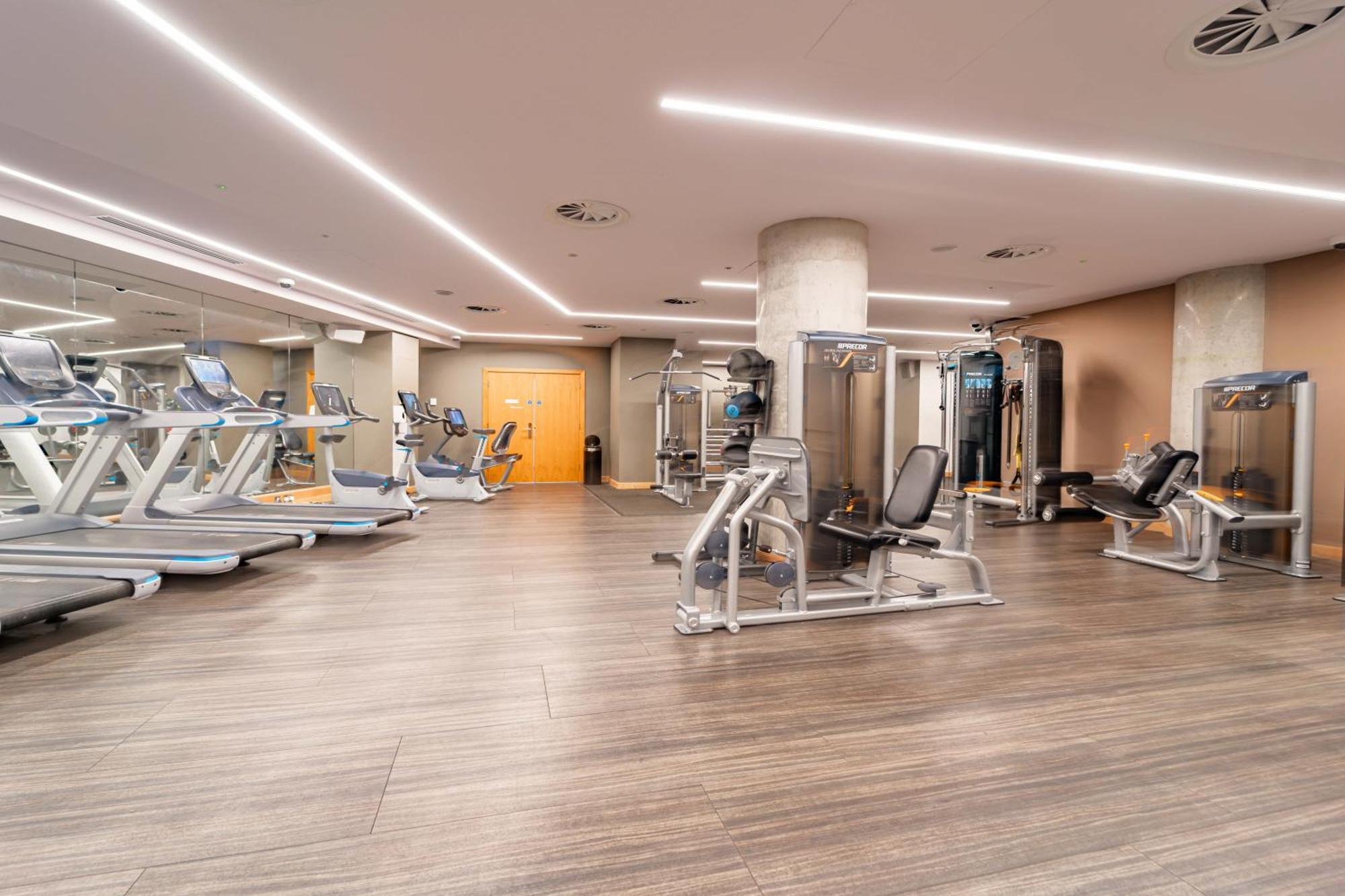 Stylish And Comfortable Canary Wharf Apartment Perfect For Long Stays London Exterior photo
